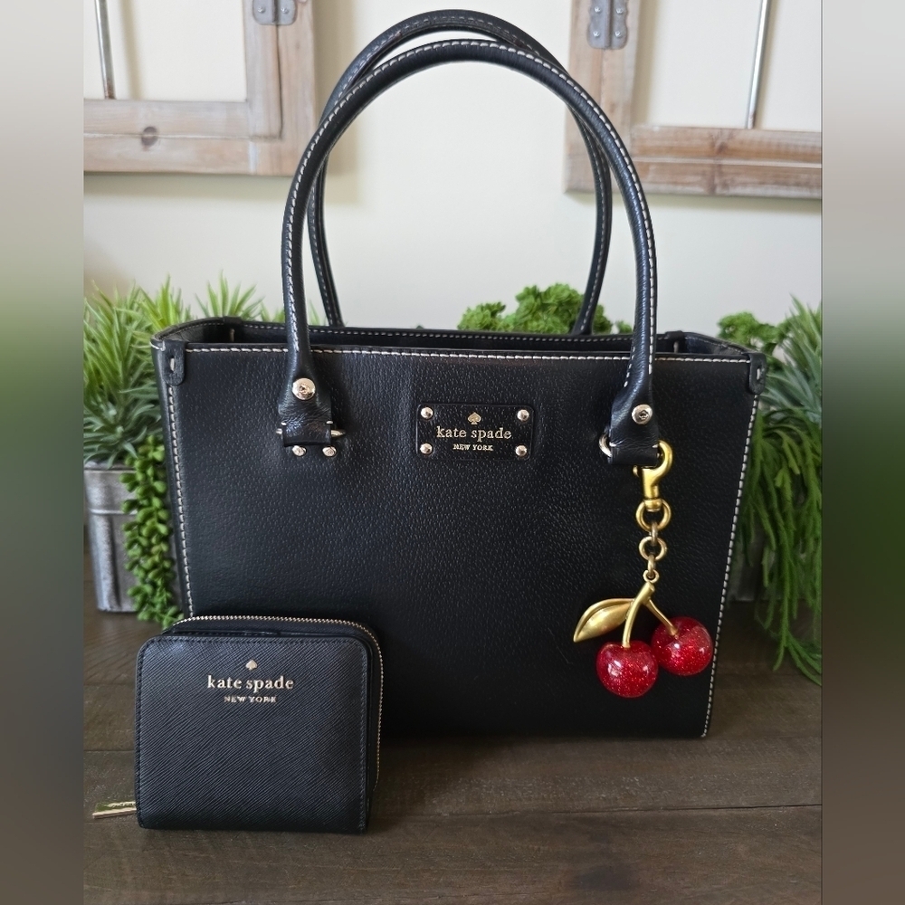 Kate Spade Smooth Black Leather Tote With Small Zip Around Bi Fold Wallet
